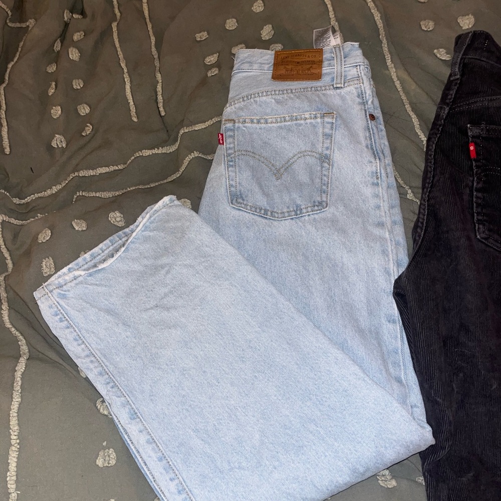 Levi's Light Blue Women's Ribcage Straight Ankle Jeans